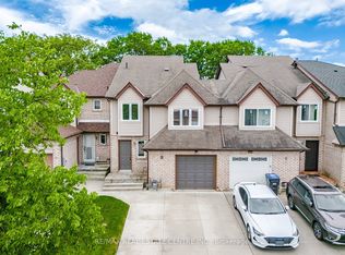 6 Ashbrook Way, Brampton, ON L6Y 4R5