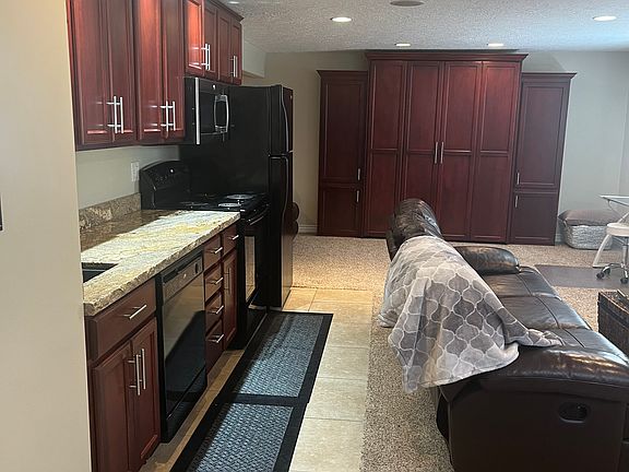 2nd image of 486 E Aspen Meadows Ct #Basement