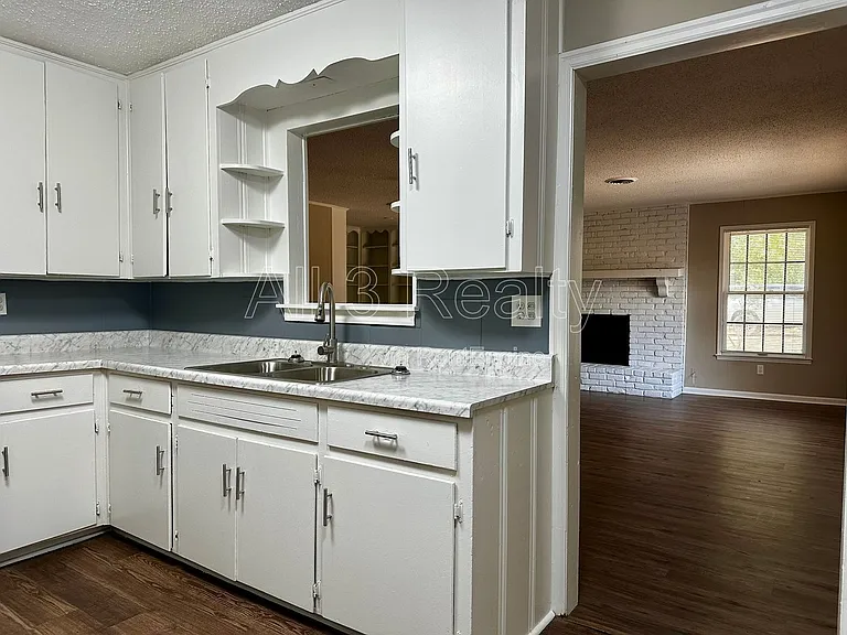1009 Rosedale Dr — Photo 18