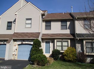 345 Basswood Cir, Feasterville, PA 19053