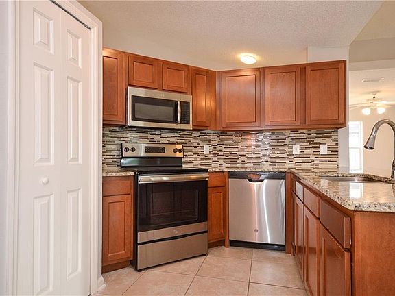 2nd image of 2544 Sage Dr