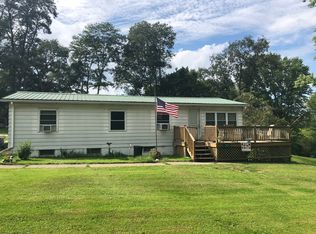 21 Henry St, Whitney Pt, NY 13862