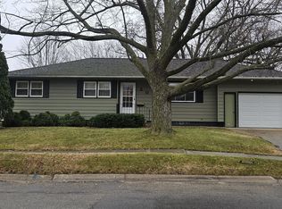 205 6th Ave SW, Oelwein, IA 50662