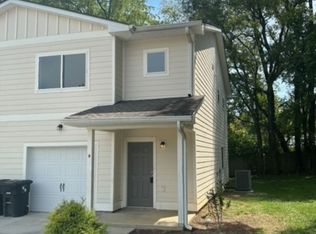 380 Armstrong St, Columbia, TN 38401