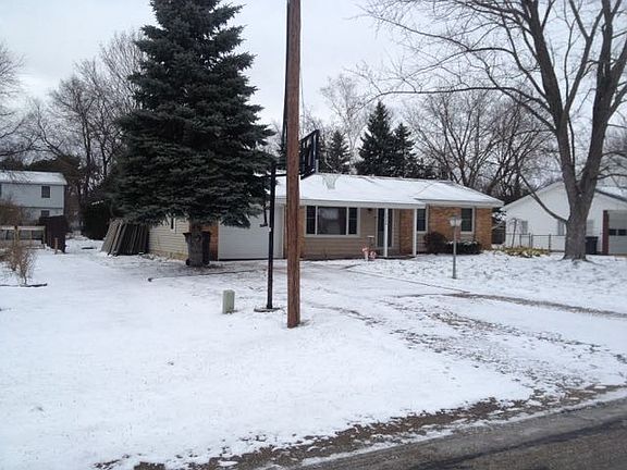 4th image of 14175 Brook Ln