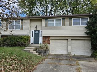 4009 Northumberland Dr, Worthington Hills, KY 40245