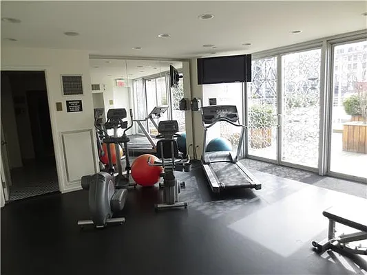 Rented by Kian Realty | media 21