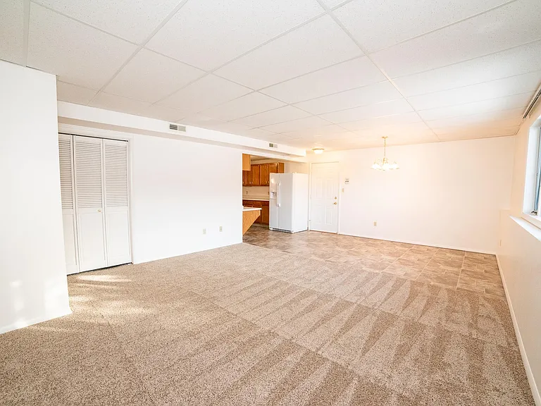 1609 Sand Ct #7 — Photo 5