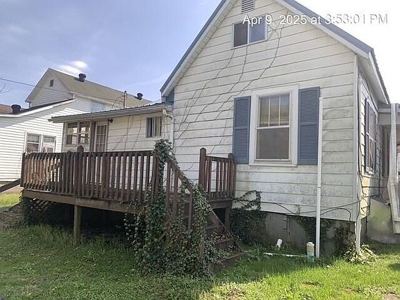 3rd image of 116 N River St