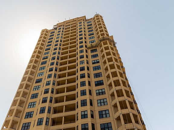 2nd image of 1464 S Michigan Ave APT 907