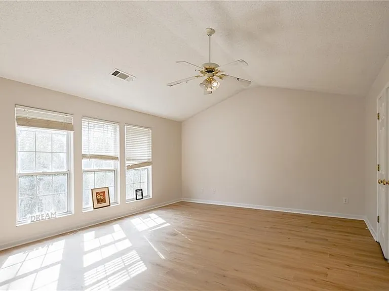 1570 Swan Valley Ct — Photo 30