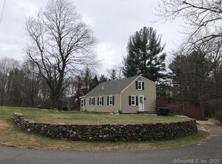 9 Pendleton Rd, Granby, CT 06035