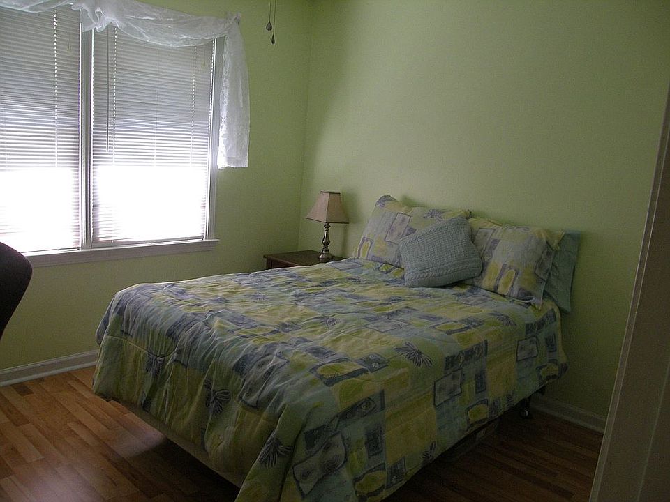 Cozy Bed Room