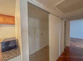 21951 Rimhurst Dr UNIT F, Lake Forest, CA 92630