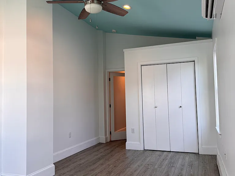512 Penn Ave #2 — Photo 9