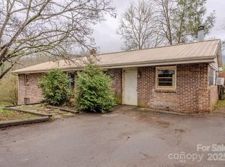 170 Clifton Ave, Bryson City, NC 28713