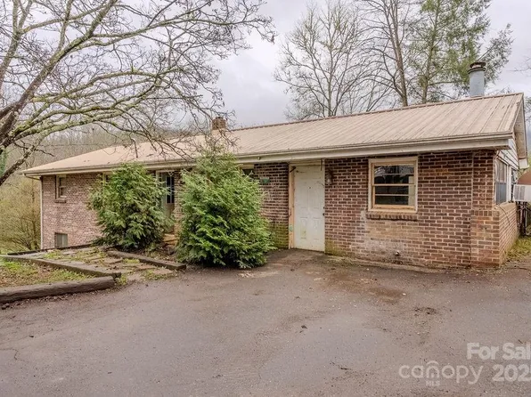 170 Clifton Ave, Bryson City, NC 28713