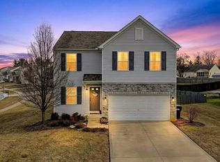 631 Rolling Acre Dr, Lithopolis, OH 43136