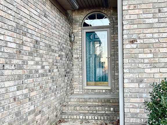 4th image of 5013 Willow Glen Cir