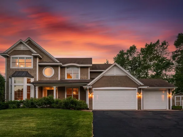 7066 Harrison Hill Trl, Chanhassen, MN 55317