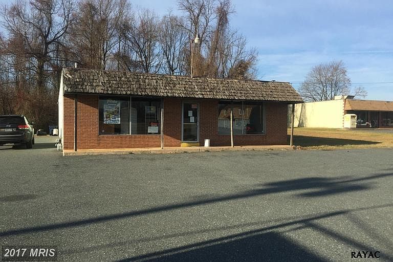 2nd image of 3518 Conowingo Rd