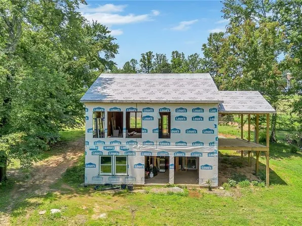 625 Gunters Hill Rd, Boomer, NC 28606