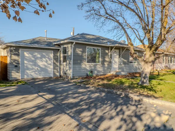 210 SW 7th St, Hermiston, OR 97838