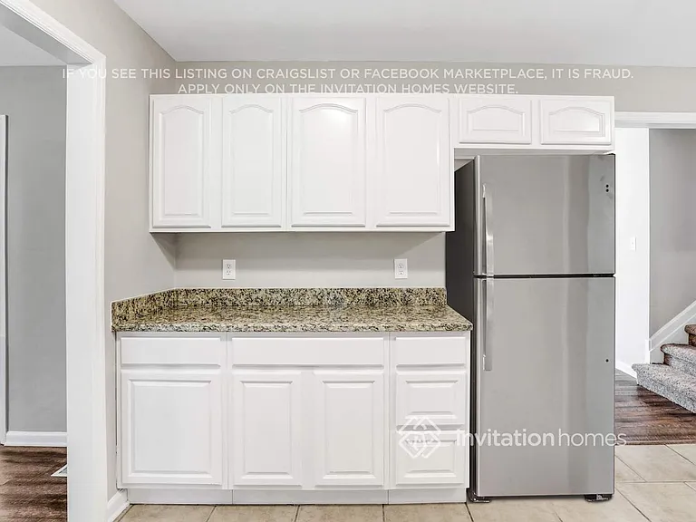 2339 Chevy Chase Ln — Photo 12