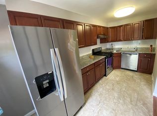 2041 Kent Rd, Folcroft, PA 19032