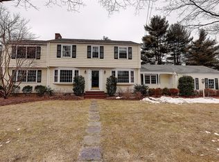 6 Rustwood Dr, Barrington, RI 02806