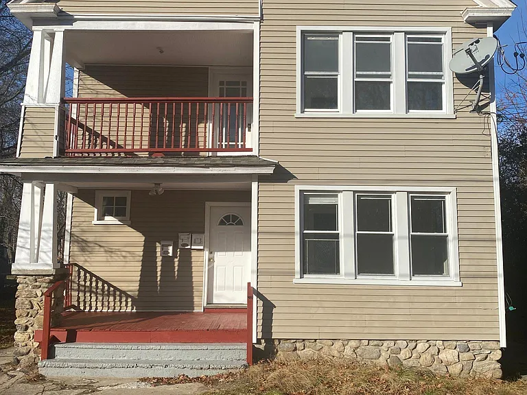 51 Birch Pl #1 — Photo 1