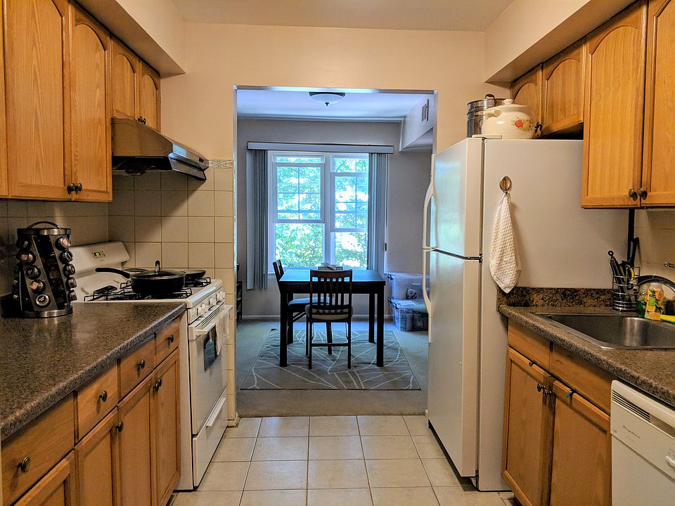 Kitchen and dinning room
