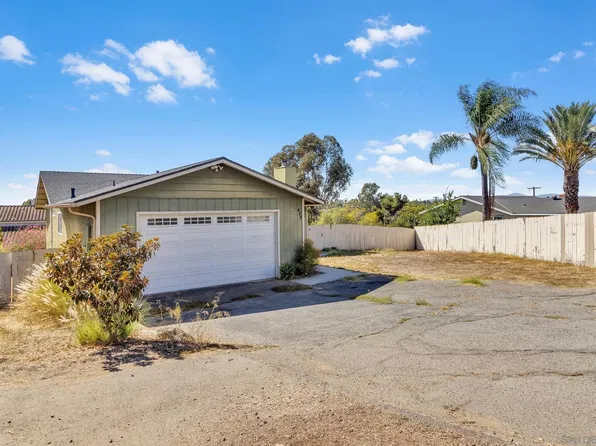 477 Rancho Vista Rd, Vista, CA 92083