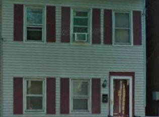 50 Emmett St, Albany, NY 12204