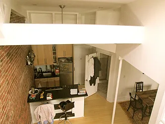 Rented by Aimee Grodanz, LREB