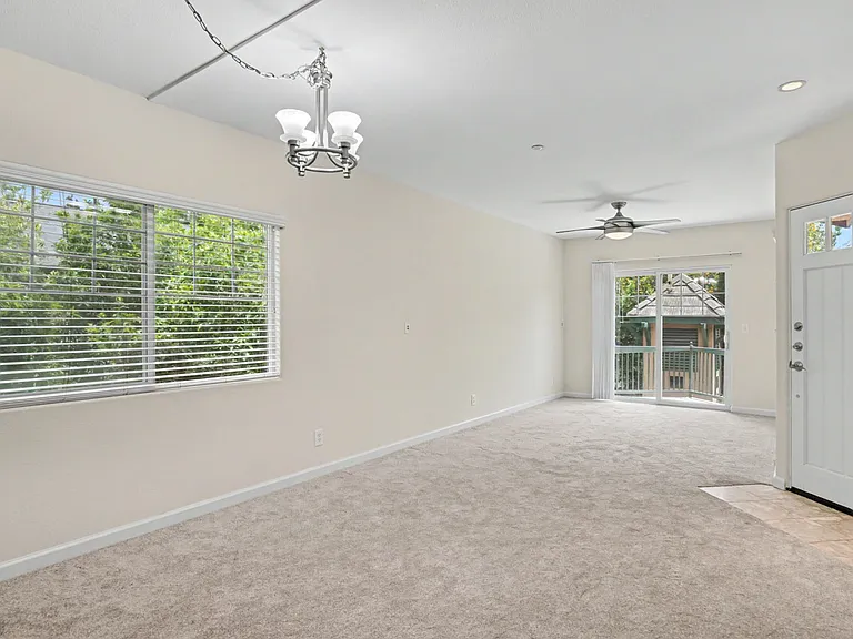 808 Lenzen Ave #107 — Photo 2