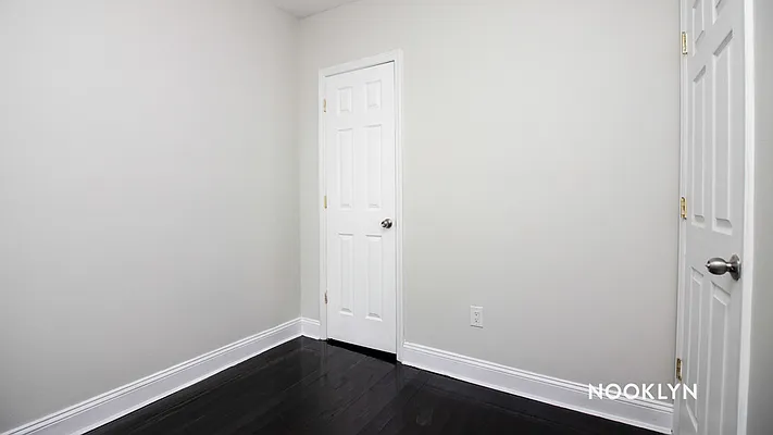 Rented by Nooklyn NYC LLC | media 25