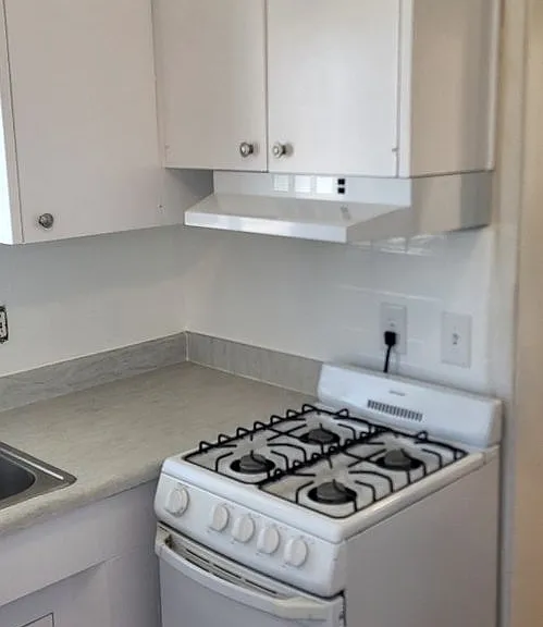 2424 C St — Photo 13