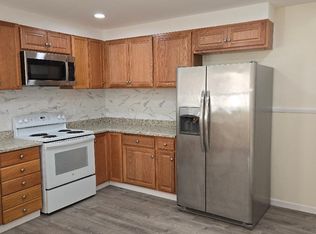 639 Pawling Ave APT 2, Troy, NY 12180