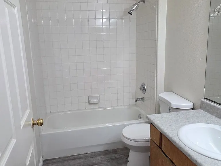 6553 McRae Ave — Photo 12
