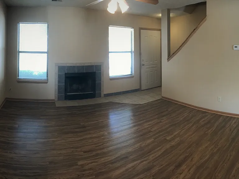 Lorimar Townhomes — Photo 25