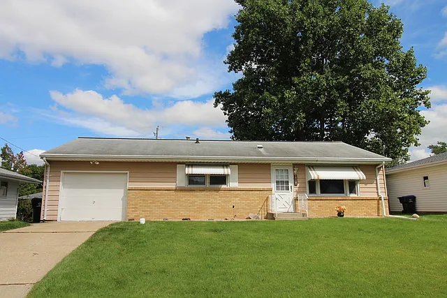 1516 Julie Dr photo 1
