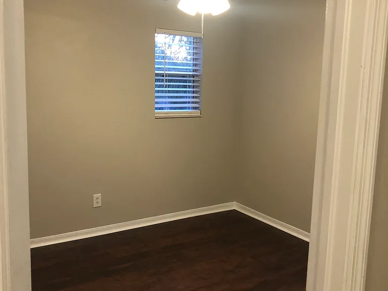 17551 Sandgate Ct — Photo 35