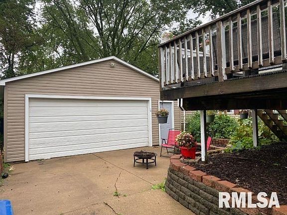 2nd image of 1409 Calvin St