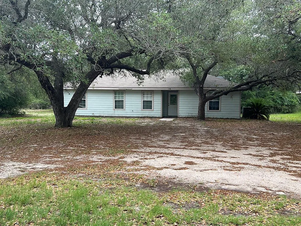 3 bed, 2.0 bath, 1380 sqft, $1,650 — Photo 1