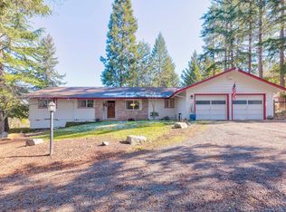 150 Surrey Dr, Grants Pass, OR 97526