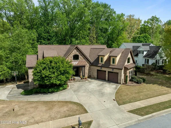 313 Golf View Drive, Greenville, NC 27834