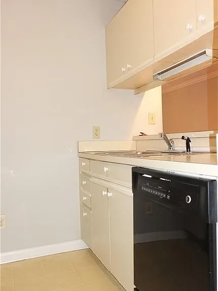 685 Bartons Landing Pl #1 — Photo 17