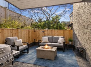 1689 E 4th Ave #102, Vancouver, BC