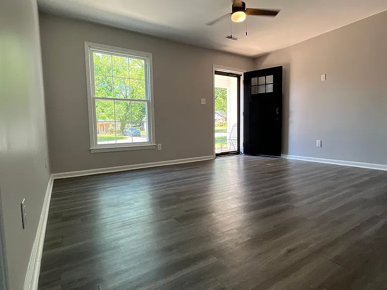 3510 Cypress Pond Dr — Photo 3
